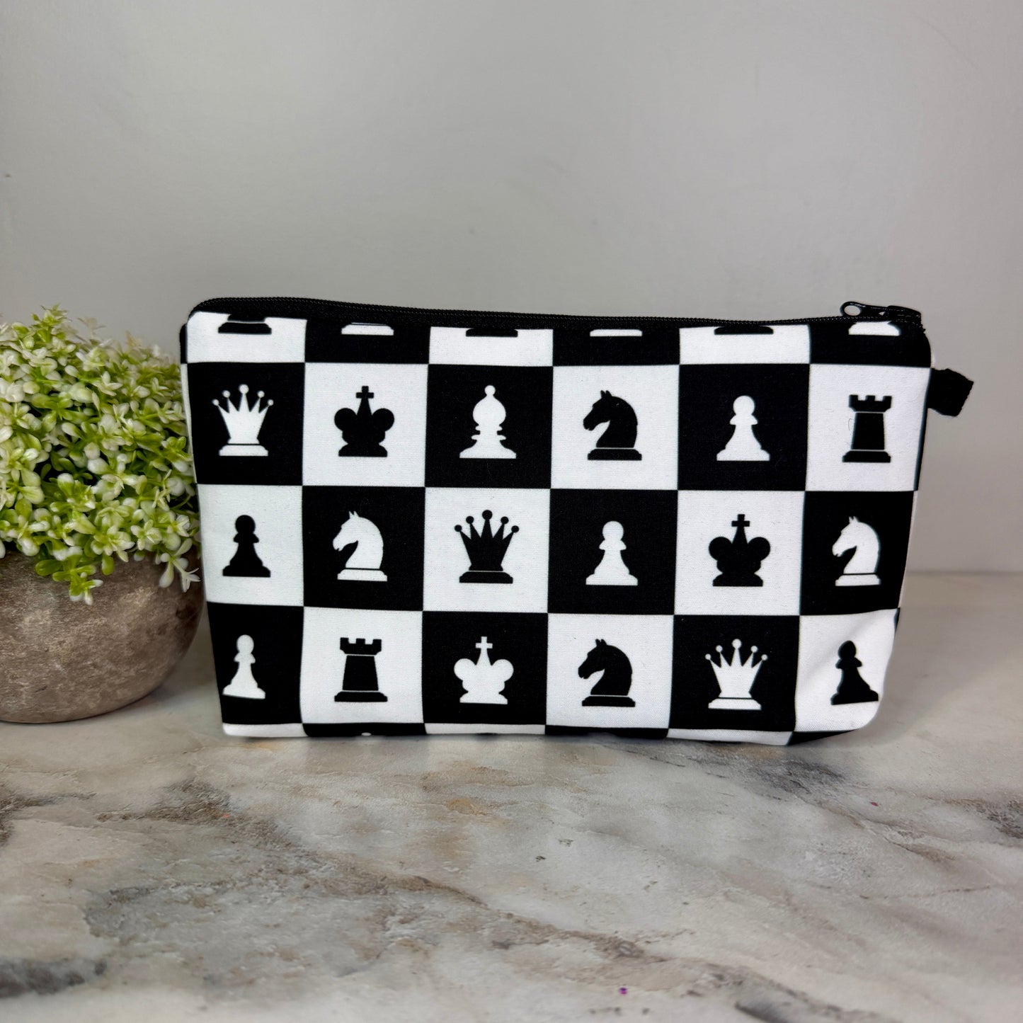 Pouch - Chess