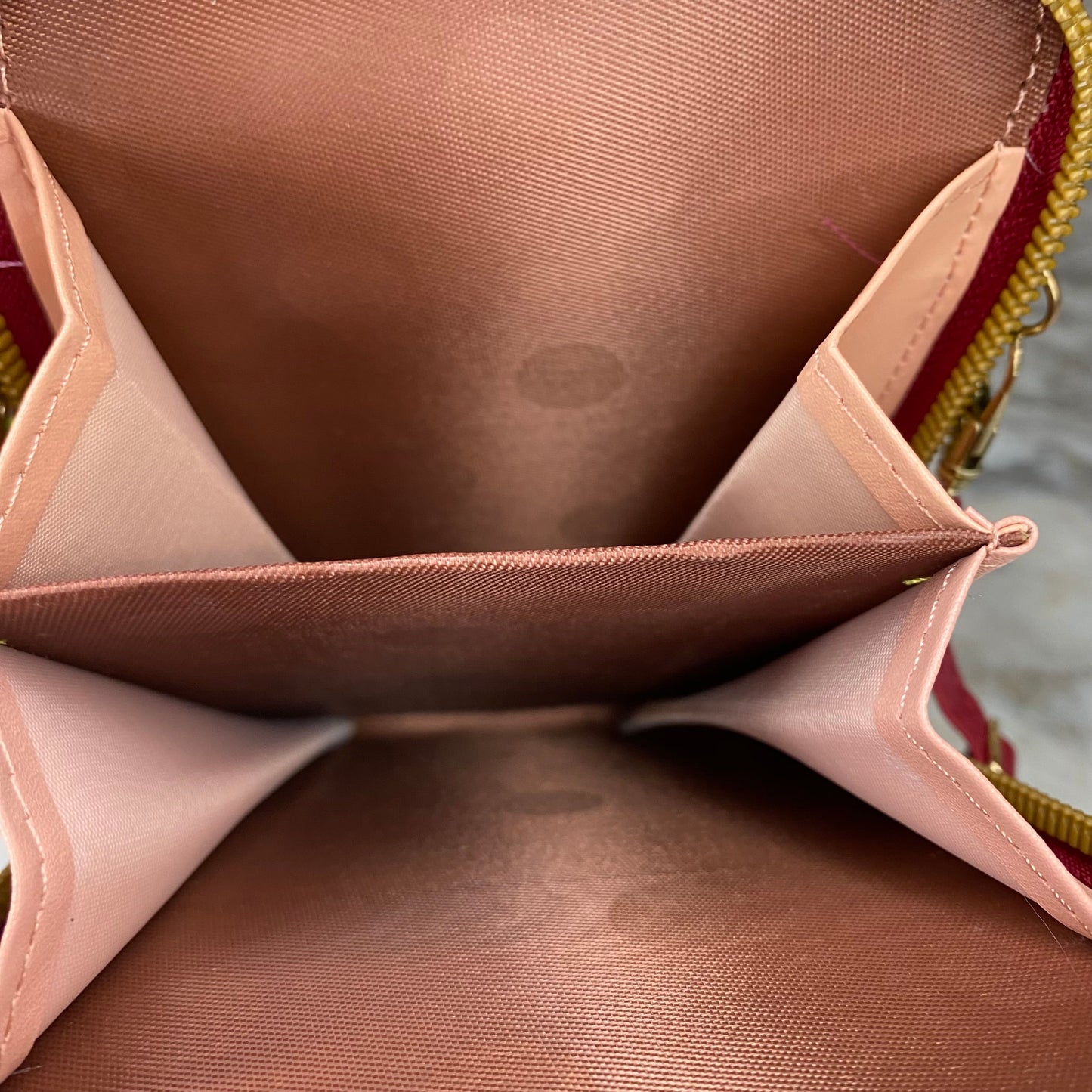 Ivy Crossbody Wallet + Purse - Red