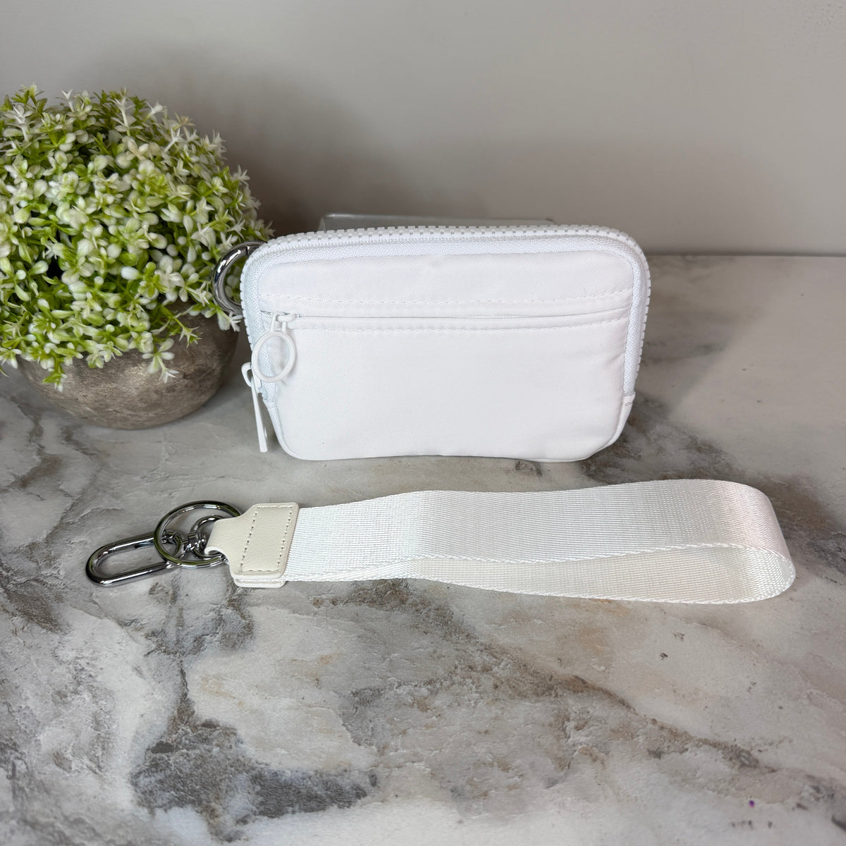 Rue - Nylon Wristlet Wallet - White