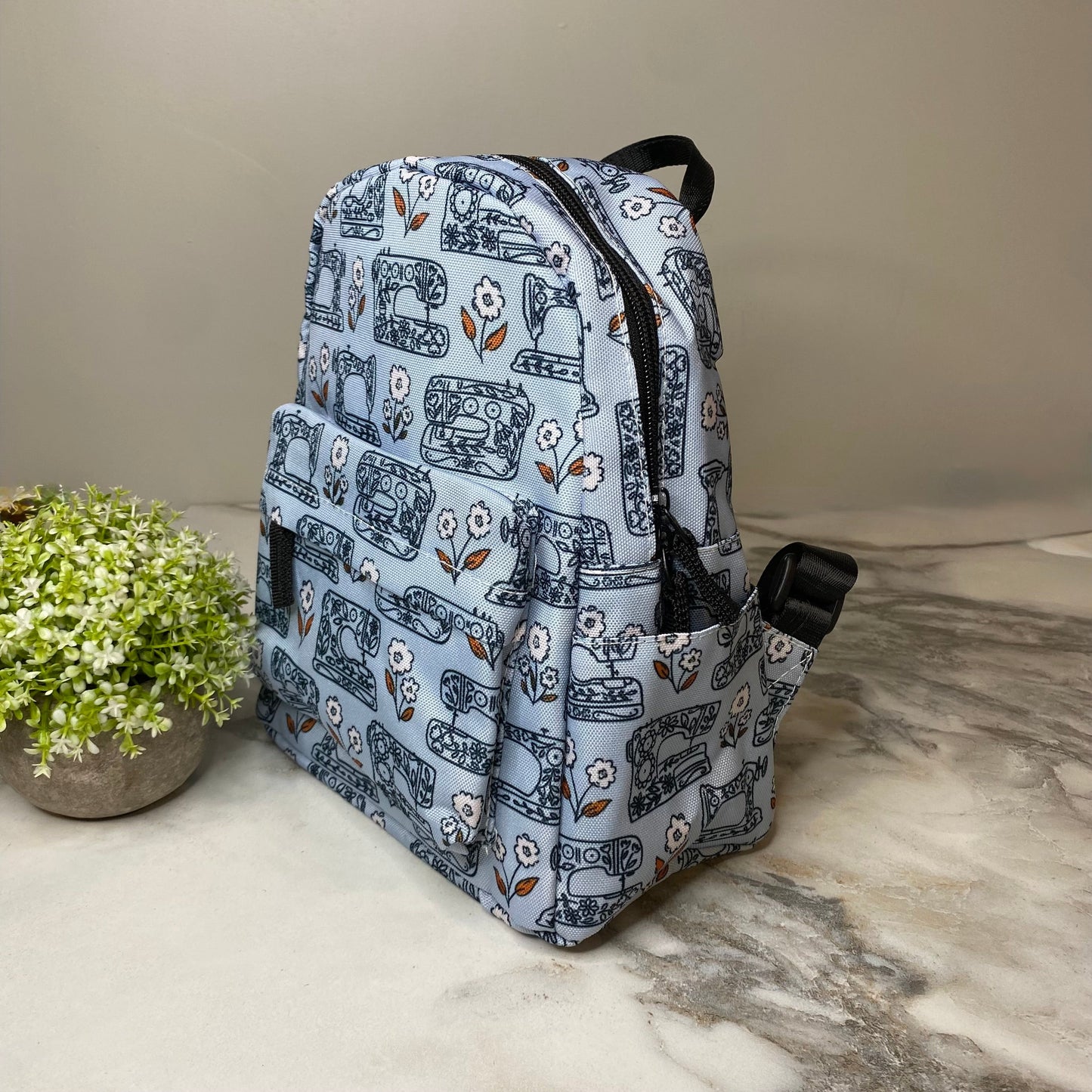 Mini Backpack - Sewing Machine