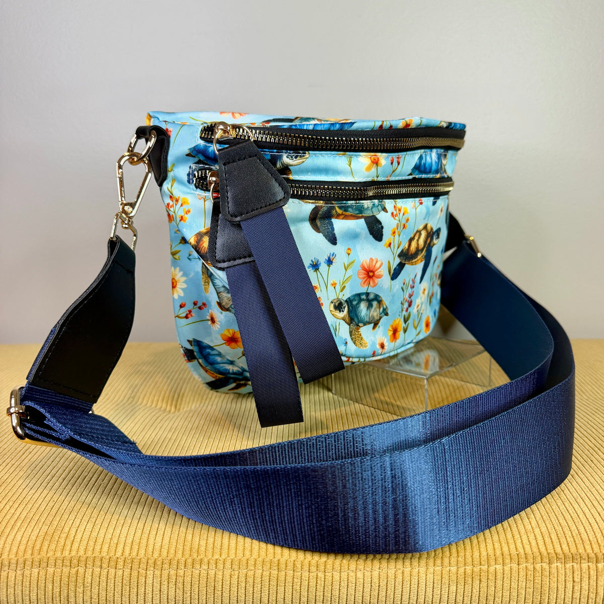 The Roni Nylon Crossbody - Turtle Floral