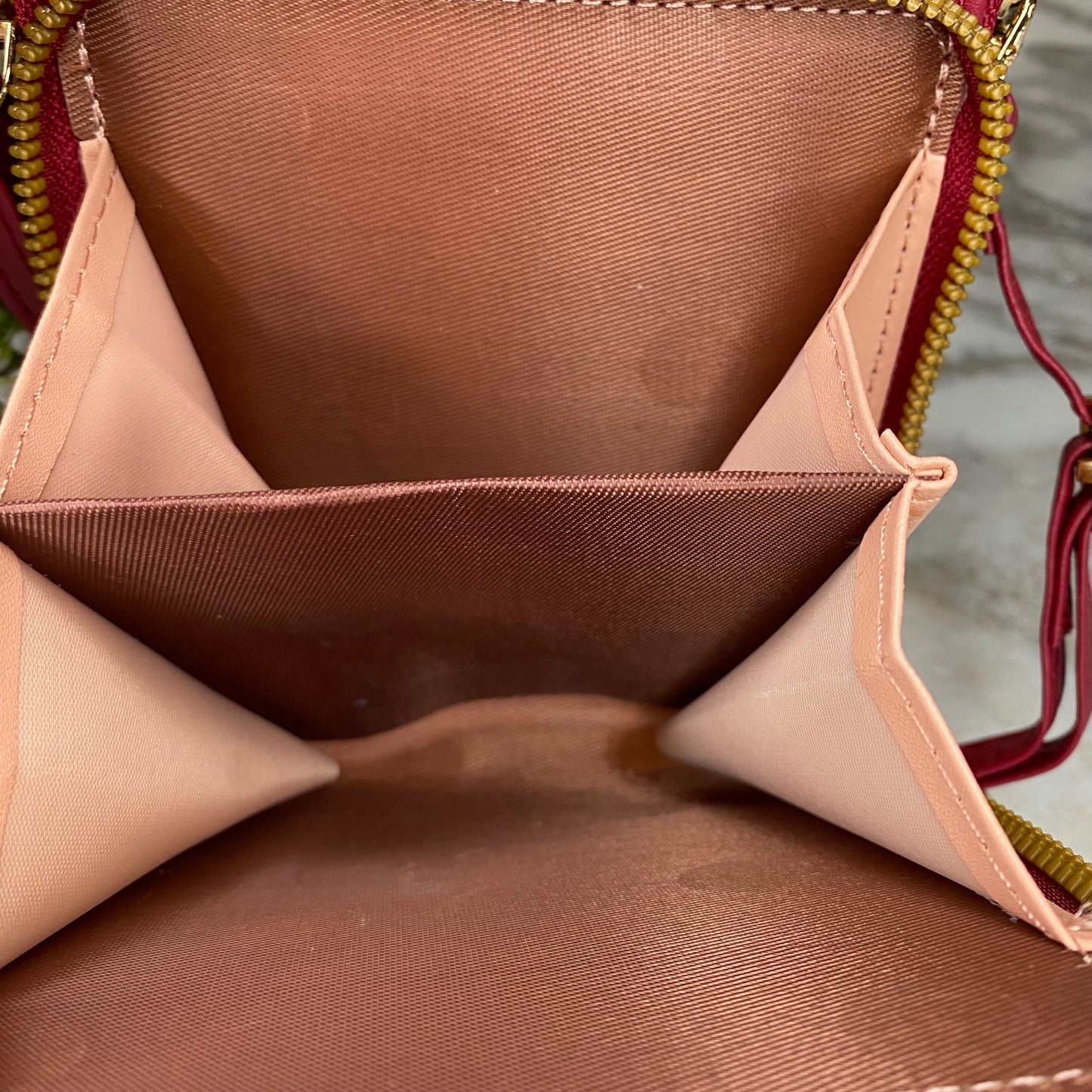 Ivy Crossbody Wallet + Purse - Red